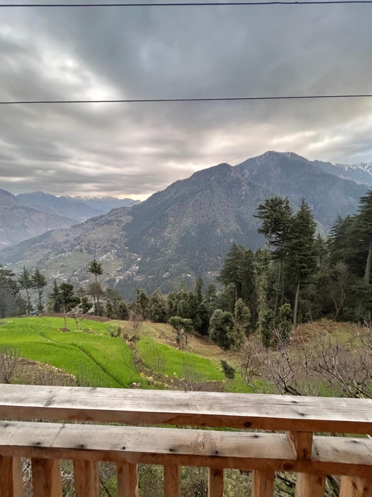 The Himalayan Sukoon Villa Near Jibhi Banjār Екстериор снимка