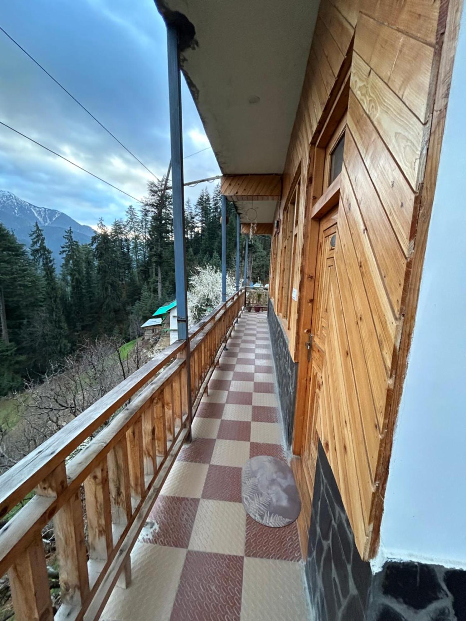 The Himalayan Sukoon Villa Near Jibhi Banjār Екстериор снимка